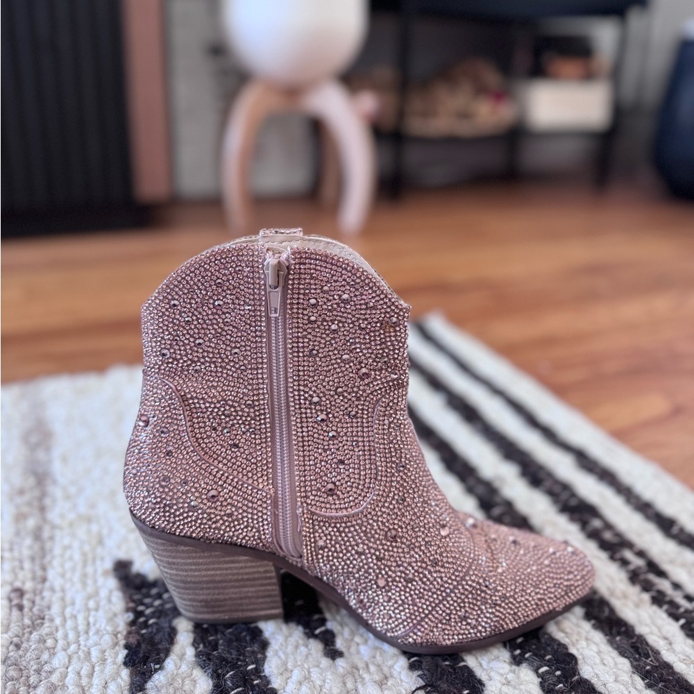 Matisse Harlow Western Rhinestone Booties • Size 7.5 • Excellent Condition - Picture 7 of 9